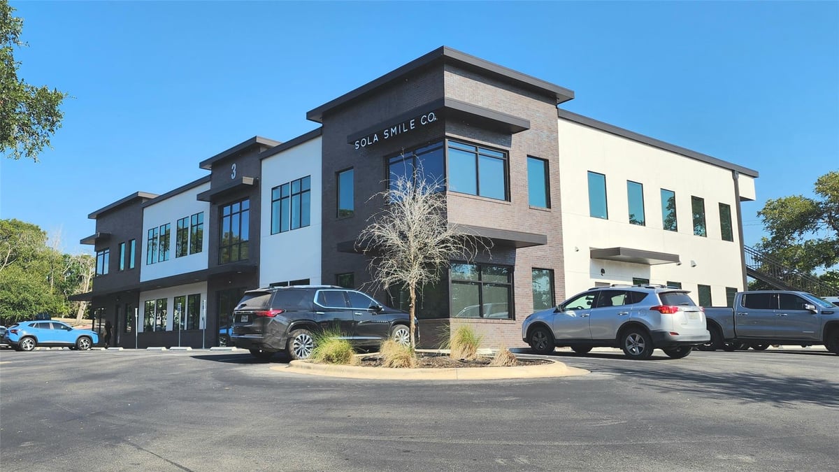 View 8701 Menchaca Rd Unit #Bldg 3 Ste 202 in TRIO AT MENCHACA CONDOMINIUMS 8701 Menchaca Rd Unit #Bldg 3 Ste 202 - front exterior - Luxury home in TRIO AT MENCHACA CONDOMINIUMS, Austin, TX