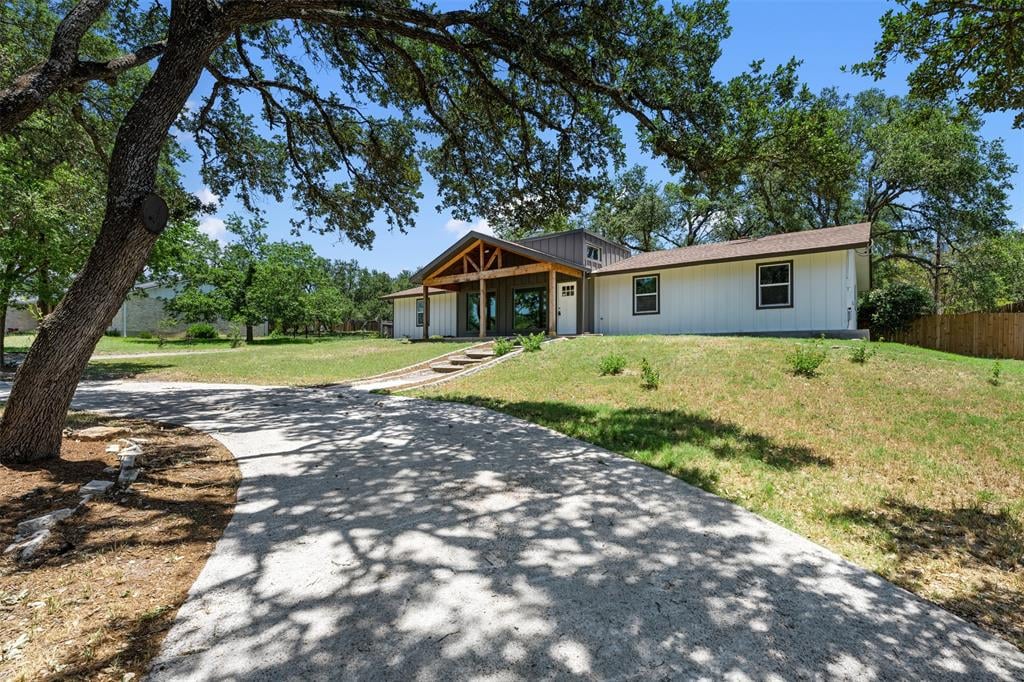 View 8803 El Rey Blvd in Granada Hills 8803 El Rey Blvd - front exterior - Luxury home in Granada Hills, Austin, TX