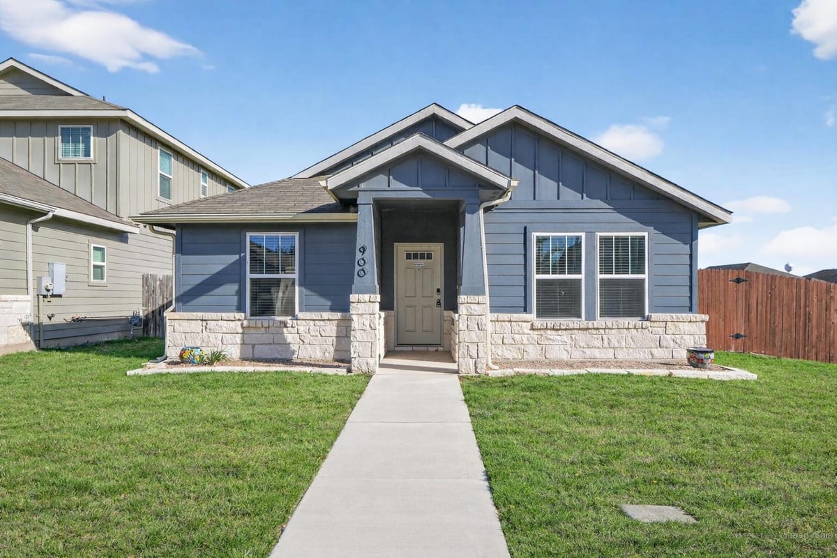 View 900 Main St in Durango Farms 900 Main St - front exterior - Luxury home in Durango Farms, Hutto, TX