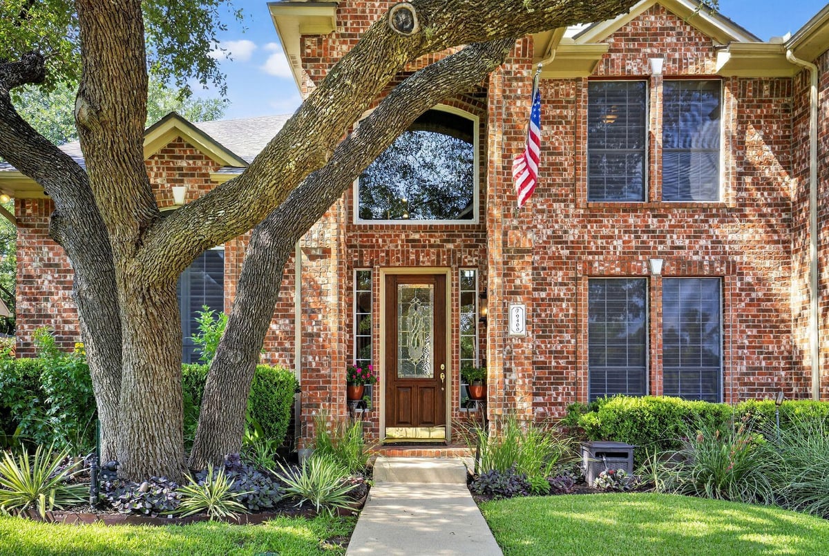 View 9400 Graceland Trl in Oak Brook Sec 1 9400 Graceland Trl - front exterior - Luxury home in Oak Brook Sec 1, Austin, TX