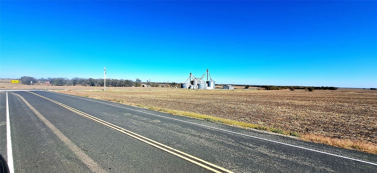 View 972 FM Hwy in na 972 FM Hwy - front exterior - Luxury home in na, Granger, TX