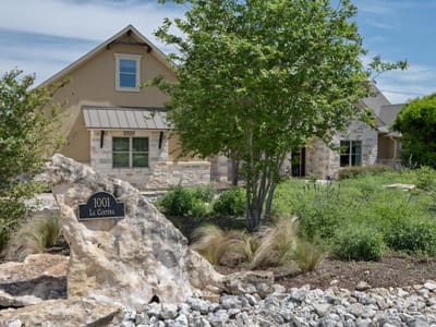 Living area at 1001 La Cantera - 4 bed 4 bath home