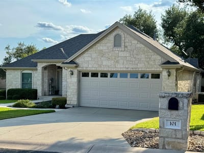 Living area at 101 Texas Traditions - 2 bed 2 bath home