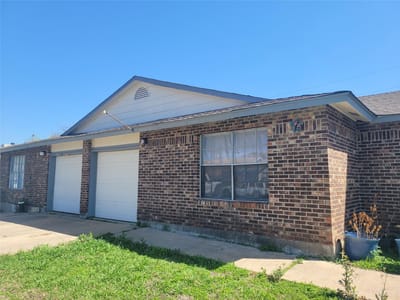 Primary bedroom at 1011 Ridgemont St - Hyridge, Round Rock, TX