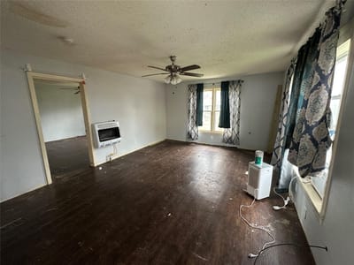 Living area at 102 W Mesquite St Unit #B - 2 bed 2 bath home