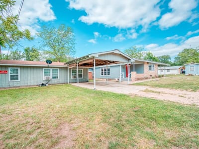 Primary bedroom at 1030 Kingsriver Dr - Kingswood/Sherwood, Granite Shoals, TX