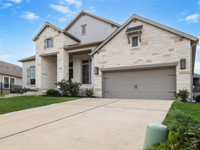 Living area at 104 Catani Loop - 4 bed 3 bath home