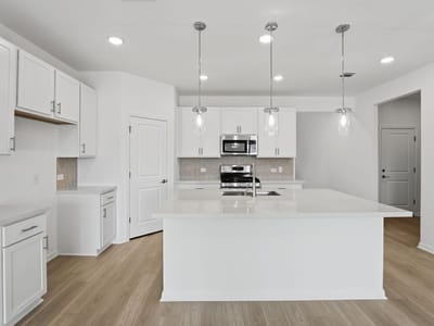 Living area at 104 Childress ST - 5 bed 3 bath home