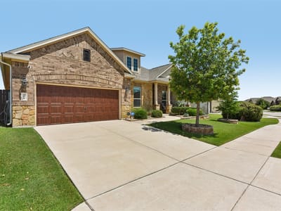 Living area at 104 Skylark LN - 4 bed 3 bath home