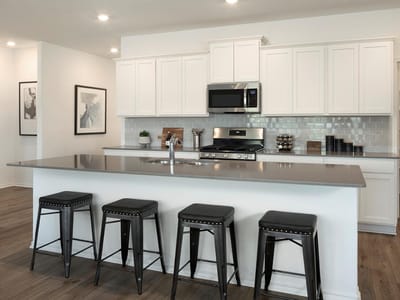 Kitchen at 104  Sunrise Oak Cv - 4 bed 2 bath home