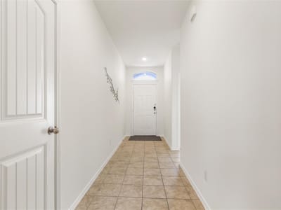 Primary bedroom at 105 Plata LN - 3 bed 2 bath home
