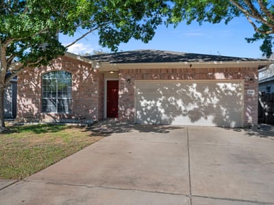Kitchen at 106 Shenandoah TRL - 2 bed 1 bath home