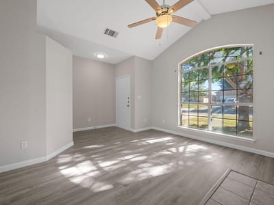 Primary bedroom at 106 Shenandoah TRL - 2 bed 1 bath home