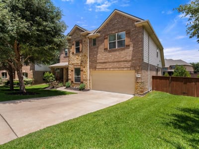 Living area at 108 Lake Mineral Wells DR - 4 bed 3 bath home