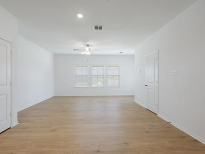 Living area at 109 Desert Hare Dr - 3 bed 2 bath home