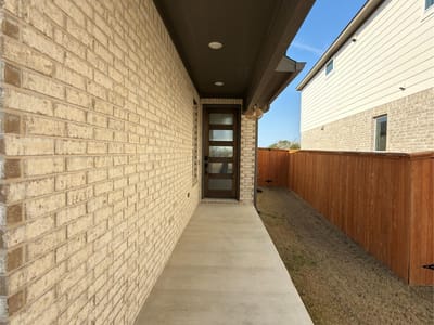 Primary bedroom at 109 High Valley Dr - 3 bed 2 bath home