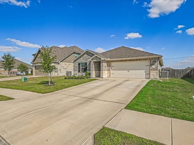 Living area at 110 Santo Spirit Rd - 3 bed 2 bath home