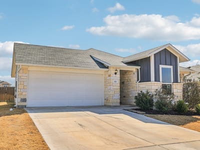 Primary bedroom at 111 Insider LOOP - 3 bed 2 bath home