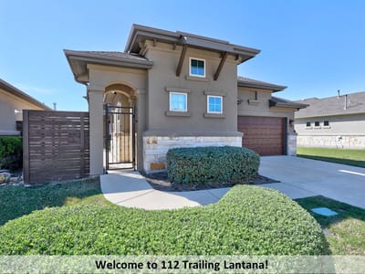 Living area at 112 Trailing Lantana DR Unit #G - 2 bed 2 bath home