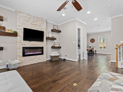 Kitchen at 1125 Highknoll Ln - 2 bed 2 bath home