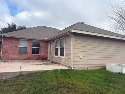 Living area at 113 Granite Path - 3 bed 2 bath home