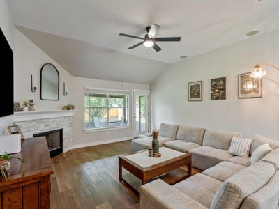 Living area at 113 Hanstrom DR - 3 bed 2 bath home