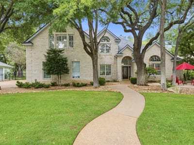 Living area at 114 Poppy Hills CV - 5 bed 4 bath home