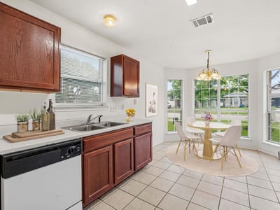 Bathroom at 116 Blue Ridge Trl - 3 bed 2 bath home