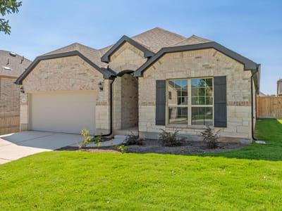 Living area at 116 Elm View Dr - 3 bed 2 bath home