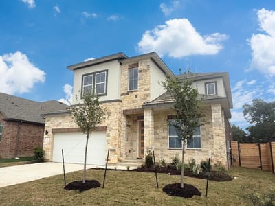 Living area at 116 Sandrock TRL - 4 bed 2 bath home