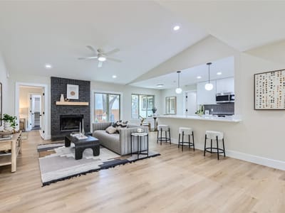Living area at 11601 Quarter Horse TRL - 4 bed 3 bath home