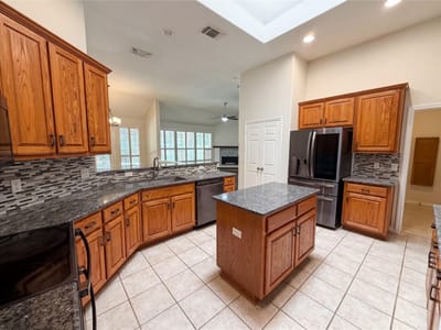 Living area at 117 Brentwood DR - 3 bed 2 bath home