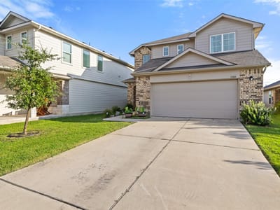 Living area at 11801 Riprap Dr - 3 bed 2 bath home