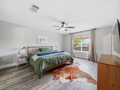Bathroom at 119 Salado Dr - 4 bed 2 bath home