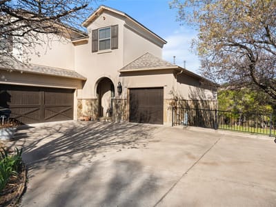 Living area at 1200 Lions Lair - 5 bed 4 bath home