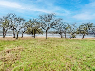 Primary bedroom at 1202 Dusk Ct - Emerald Bend Sec 01, Lago Vista, TX