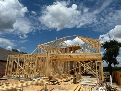 Living area at 1212 Scenic Green LOOP - 4 bed 3 bath home