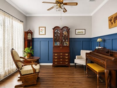 Living area at 122 Summers GRN - 3 bed 2 bath home