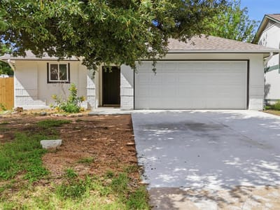Kitchen at 12406 Thompkins DR - 3 bed 2 bath home