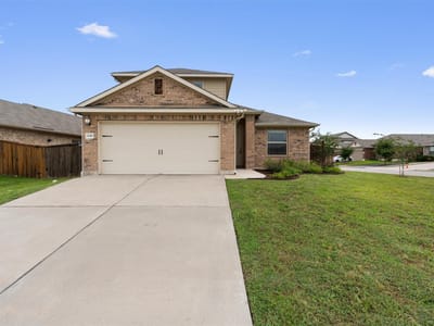 Living area at 12410 Amber Lynn PATH - 4 bed 2 bath home