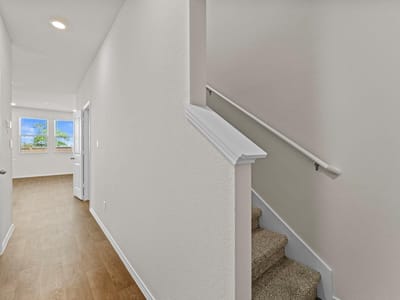 Living area at 129 Varner WAY - 3 bed 2 bath home