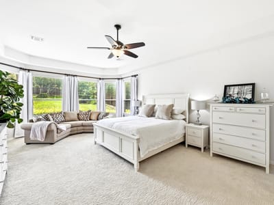 Primary bedroom at 130 Granite LN - 4 bed 3 bath home