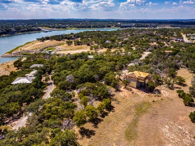 Primary bedroom at 1303 Robin Trl - Emerald Bend Sec 01, Lago Vista, TX