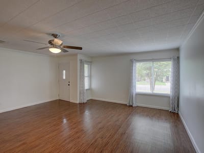 Bathroom at 1307 Vine St - 3 bed 1 bath home