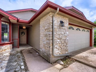 Primary bedroom at 13113 BILLIEM Dr - 3 bed 2 bath home
