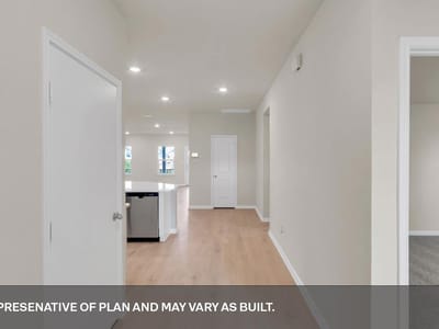 Living area at 133 Southridge Trl - 4 bed 2 bath home