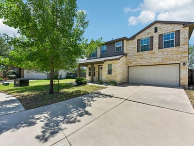 Living area at 13309 Prairie Sage CV - 3 bed 2 bath home