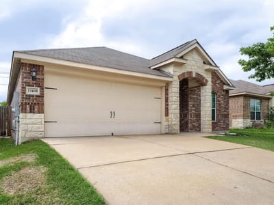 Kitchen at 13408 Clara Martin RD - 3 bed 2 bath home