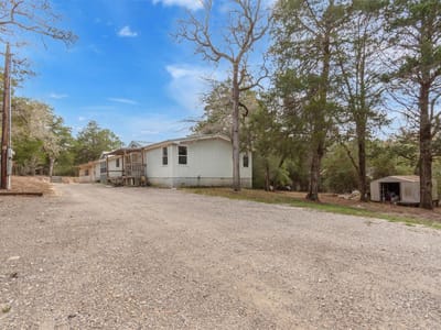 Living area at 135 Huskey Trl - 3 bed 2 bath home