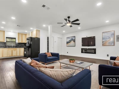 Primary bedroom at 135 Huskey Trl - 3 bed 2 bath home